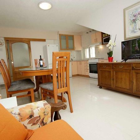 Apartmani Ivona & Ivo Makarska Buitenkant foto