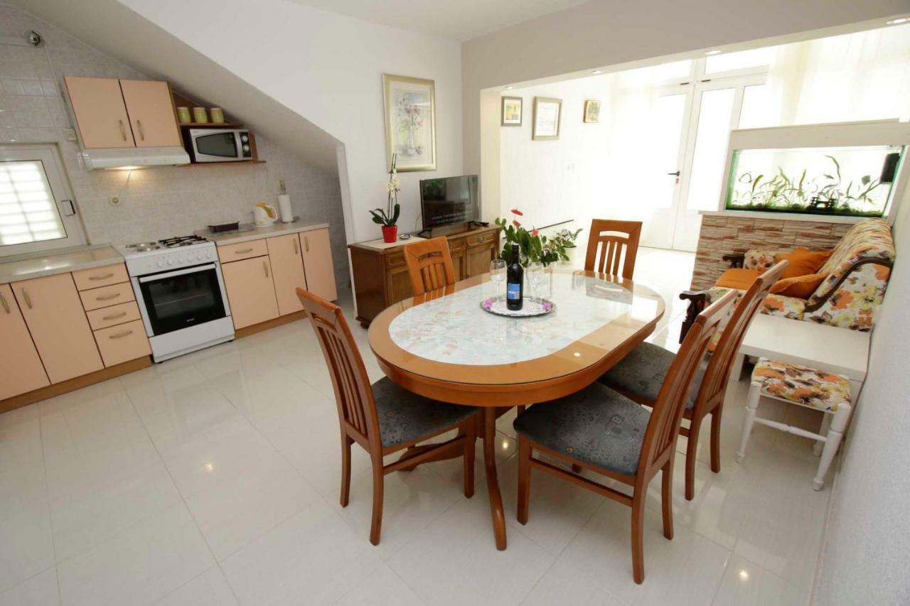 Apartmani Ivona & Ivo Makarska Buitenkant foto