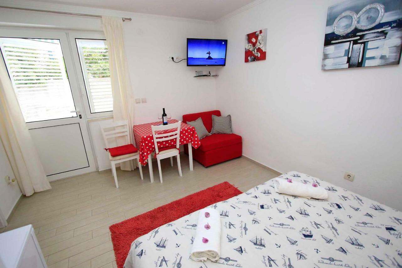 Apartmani Ivona & Ivo Makarska Buitenkant foto