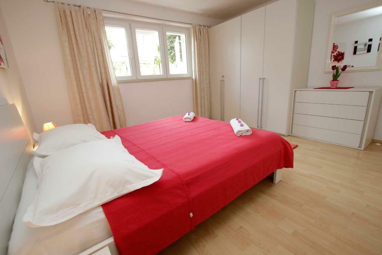 Apartmani Ivona & Ivo Makarska Buitenkant foto