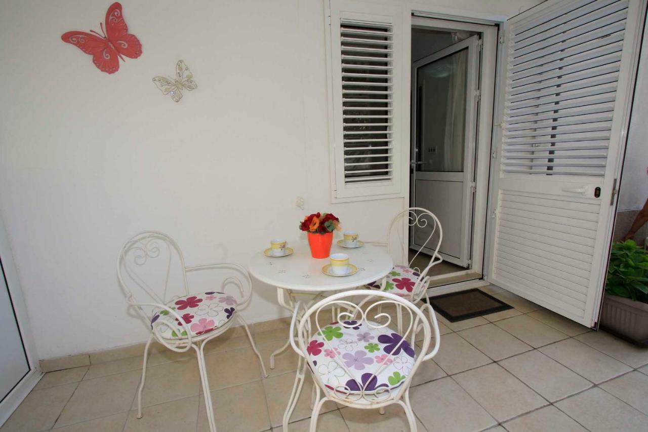 Apartmani Ivona & Ivo Makarska Buitenkant foto