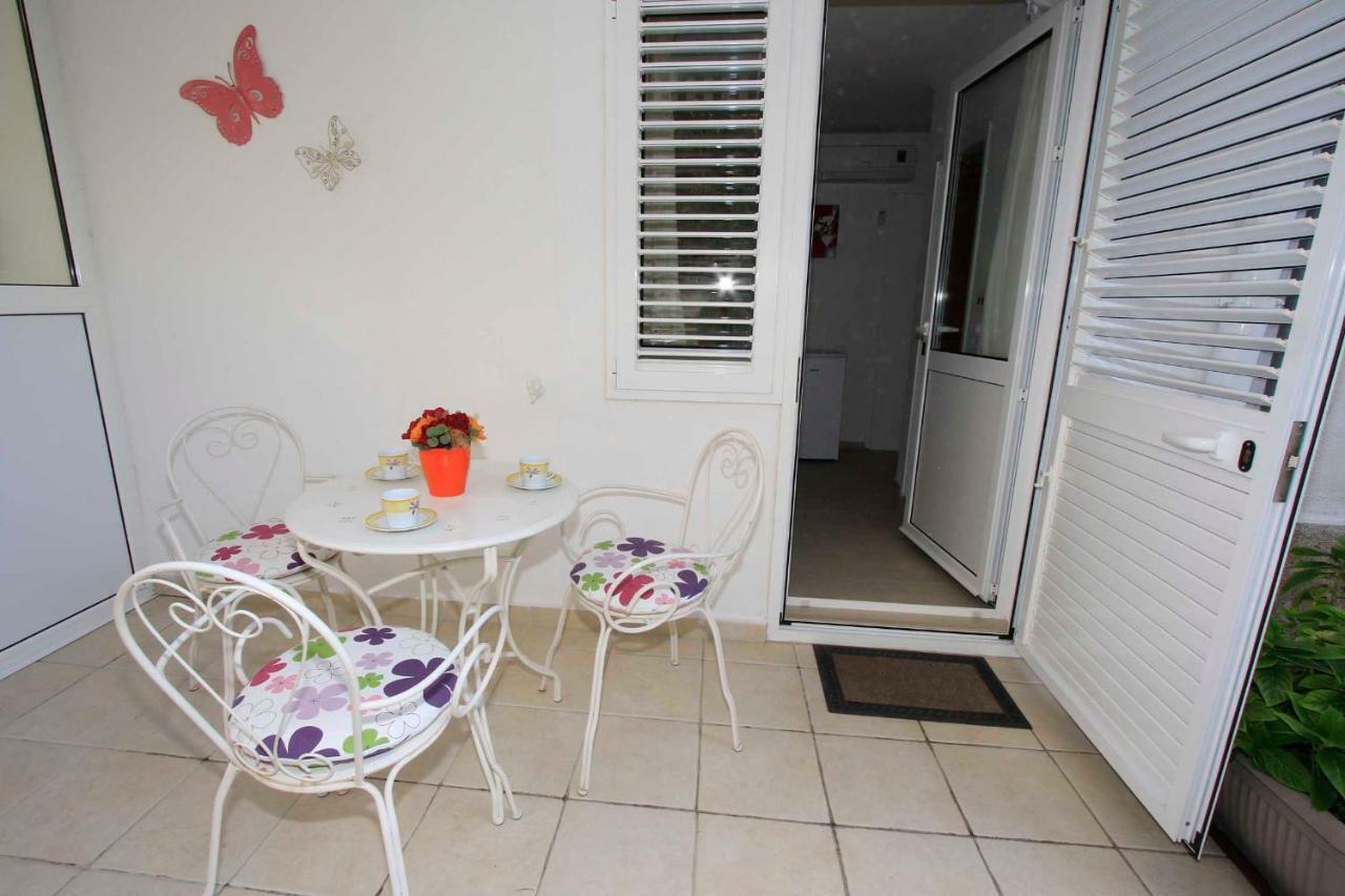 Apartmani Ivona & Ivo Makarska Buitenkant foto